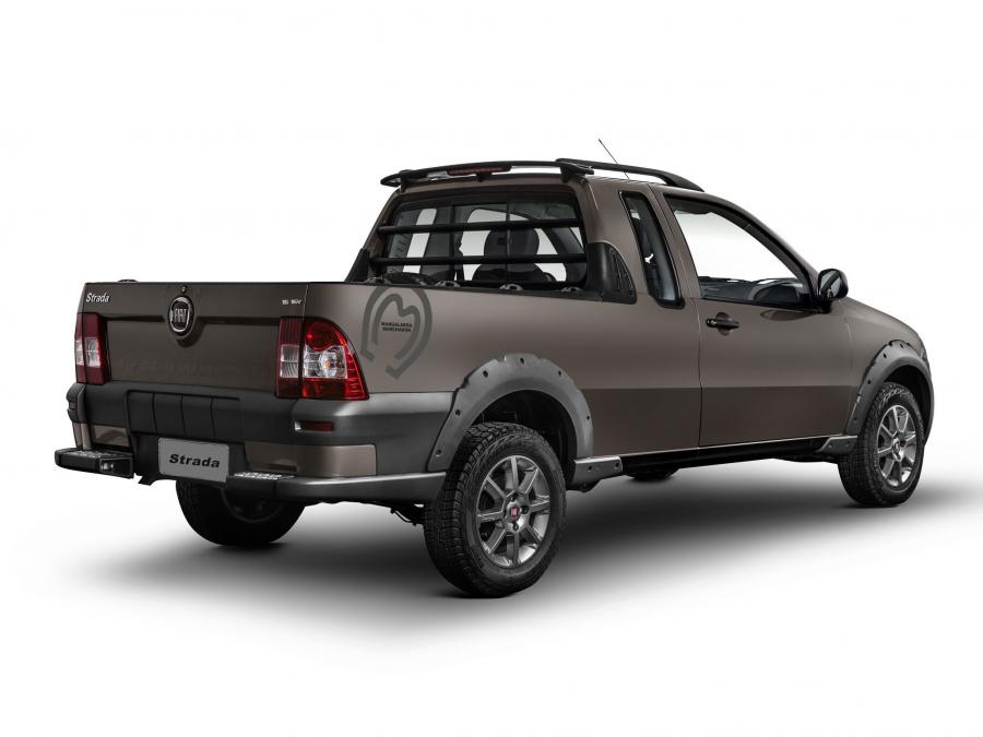  Fiat Strada Trekking CE Mangalarga Marchador 2013 года  (фото 2 из 5)